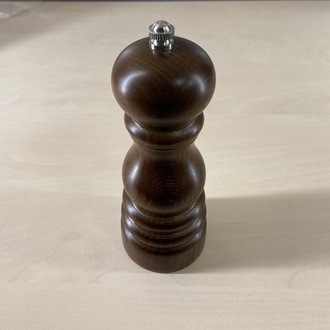 Almi - Mlýnek na koření BOB TOWER 15cm, tmavý